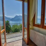 Pezzo 2-bedroom Lakeview With Shared Garden And Terrace Lägenhet