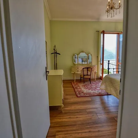 Pezzo 2-bedroom Lakeview With Shared Garden And Terrace Διαμέρισμα San Siro (Lombardy)