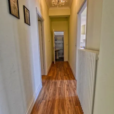 公寓 Pezzo 2-bedroom Lakeview With Shared Garden And Terrace *