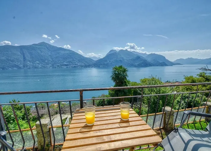شقة Pezzo 2-bedroom Lakeview With Shared Garden And Terrace سان سيرو